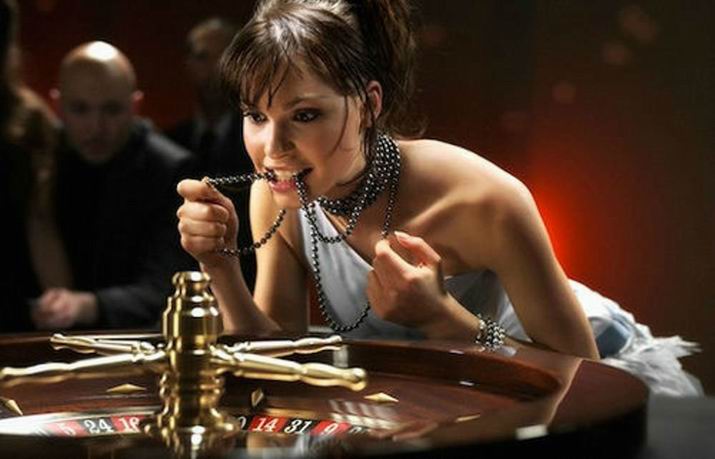 Acessórios para vestidos de casino